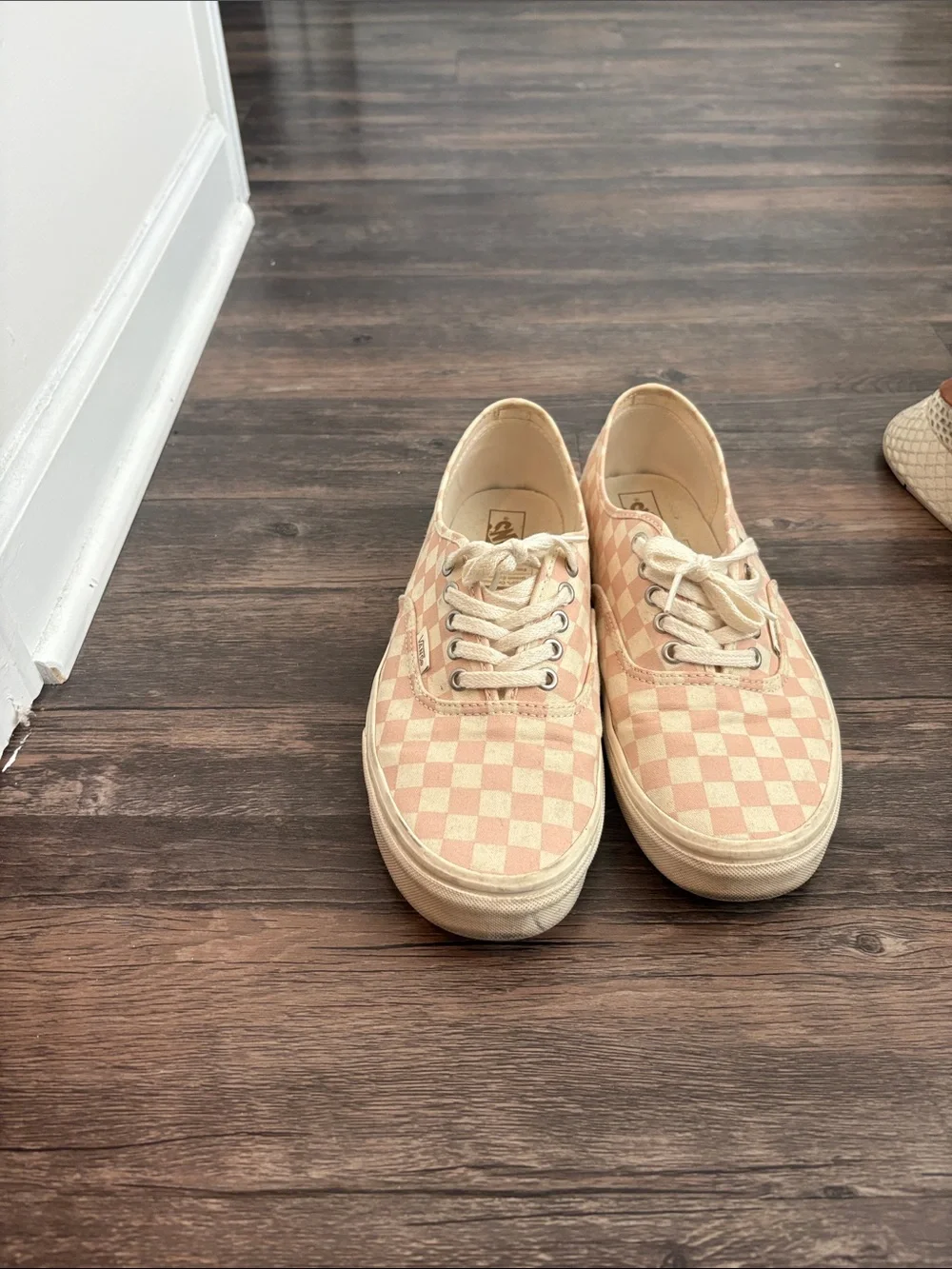 Vans Checkerboard Low Top Sneakers in Pink and Cream
